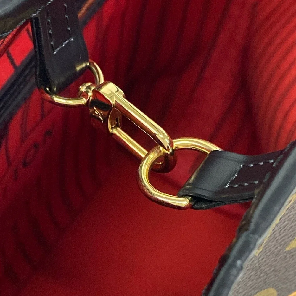 Louis Vuitton Neverfull MM Tote Bag M42844